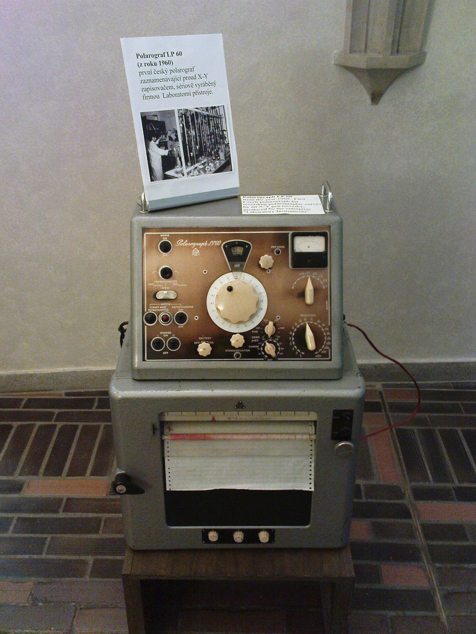 Polarograf (1960).JPG
